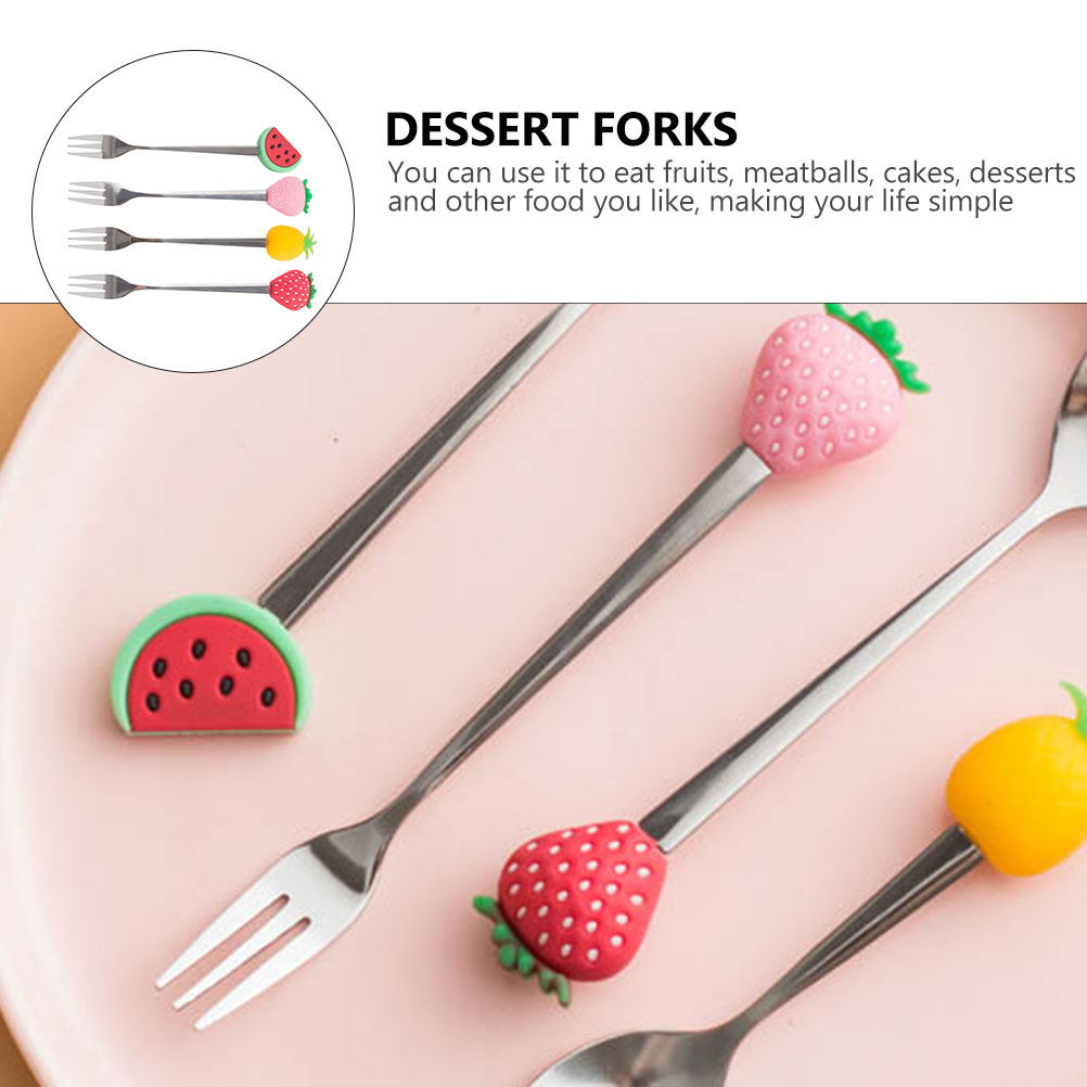 ステンレス製フルーツフォーク4本セット。丈夫な3本爪のデザイ - Kitchen Gadgets Gold のレビューと価格